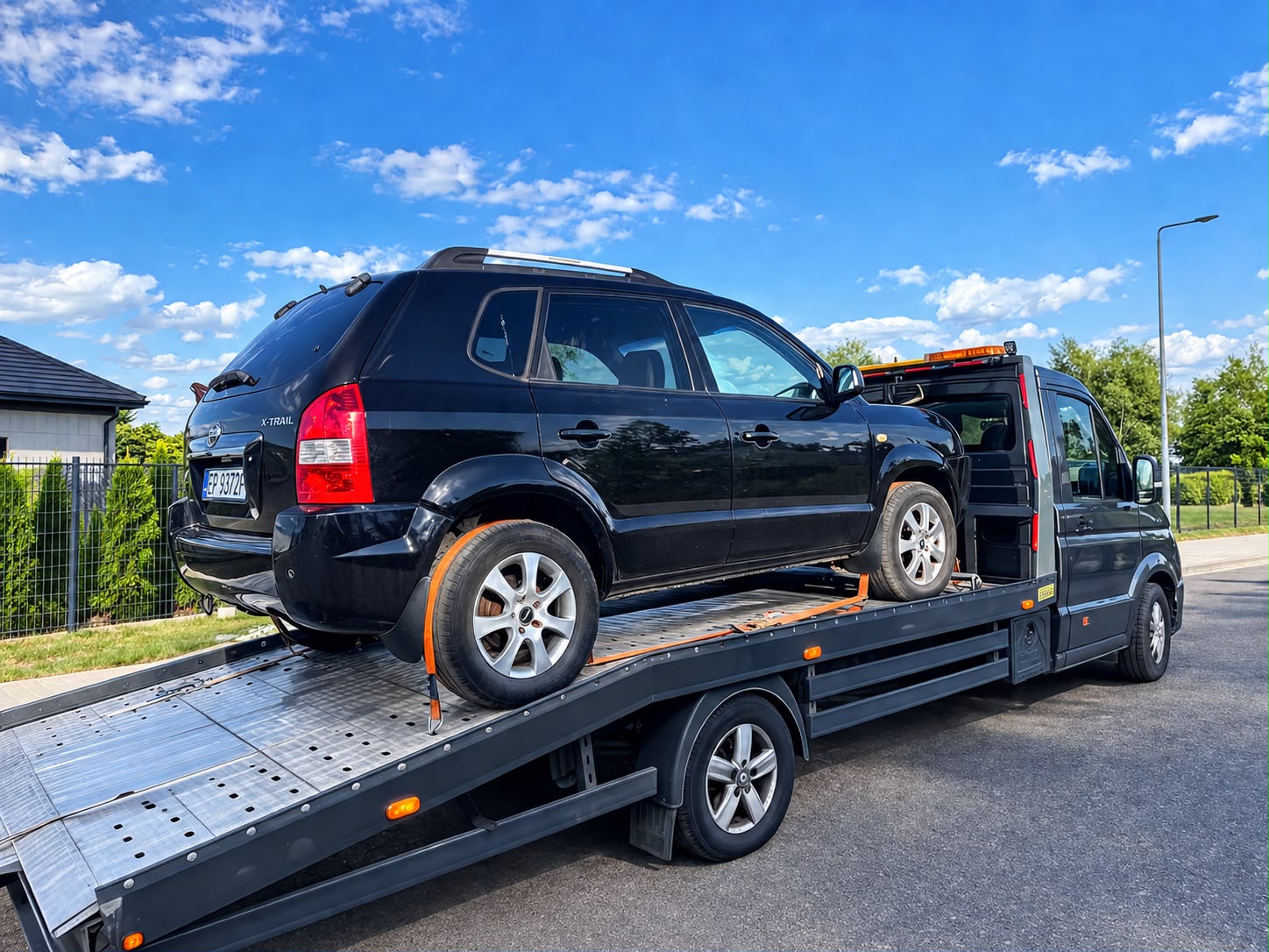 Odkupiony SUV na lawecie — skup aut Piotrków Trybunalski